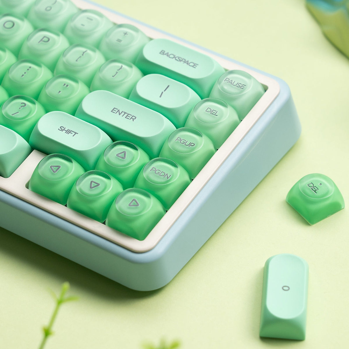 Womier Foundation/Lipstick 132 - Key MOA Profile Translucent PBT+PC Keycap Set - Womier Keyboard