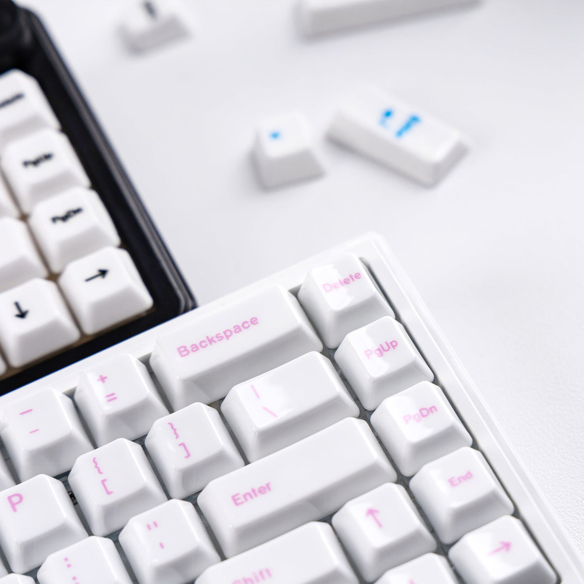Womier Glaze Ceramic Cherry Profile 120-Key Full Keycap Set - Womier Keyboard