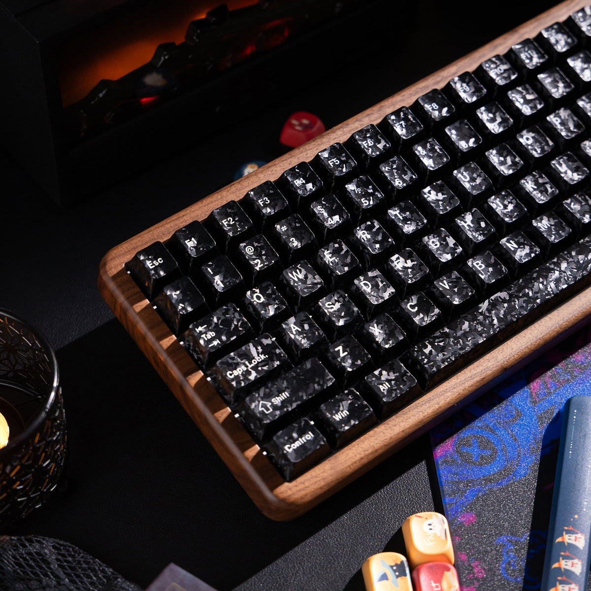 Halloween Haunted Castle Bundle — Womier WD75 HE Keyboard + William Castle MOA PBT Keycaps + Red Graffiti Glass Mouse Pad - Womier Keyboard